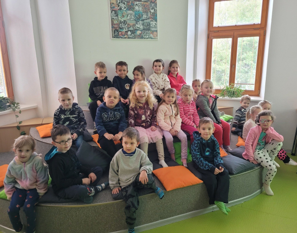 Sluníčka v knihovně